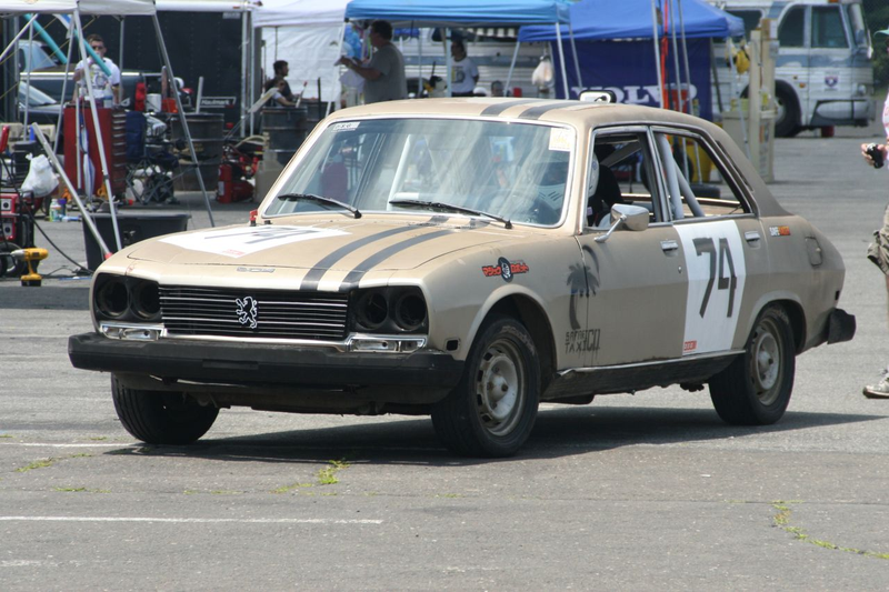 Illustration for article titled The 24 Hours Of LeMons New England 2009 Über Gallery, Part 4